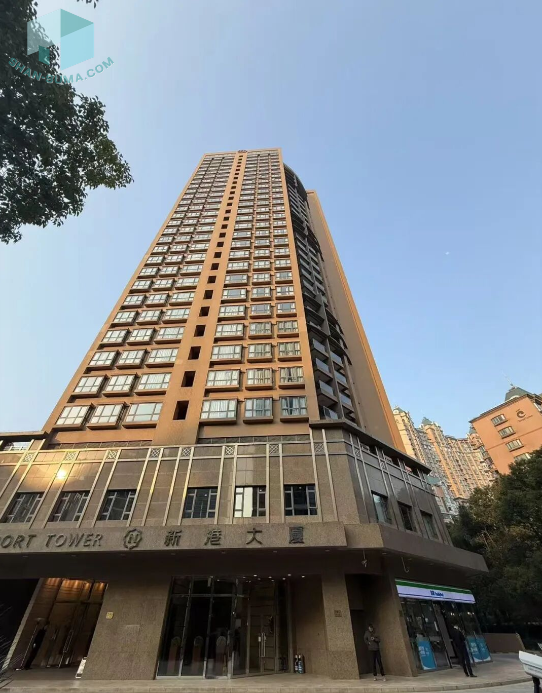 新港大厦服務式公寓 Newport Tower Serviced Apartments